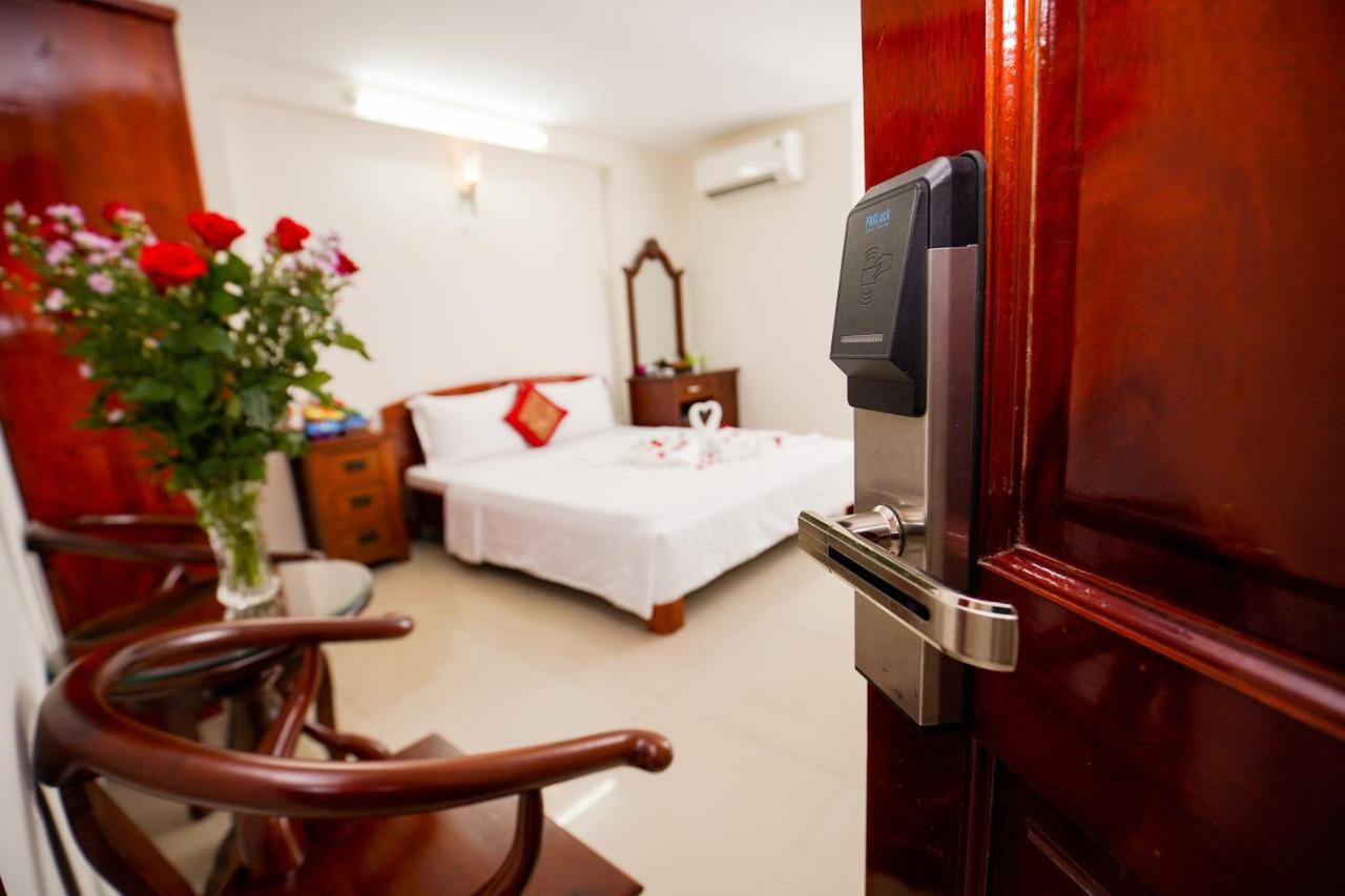 Nguyen Ha Hotel Vung Tau Bagian luar foto